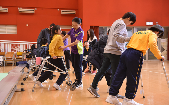 健體律動運動示範 (香港基督教服務處培愛學校)